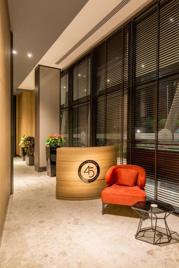 The Fortyfive Business Hotel & Spa 마니사 외부 사진