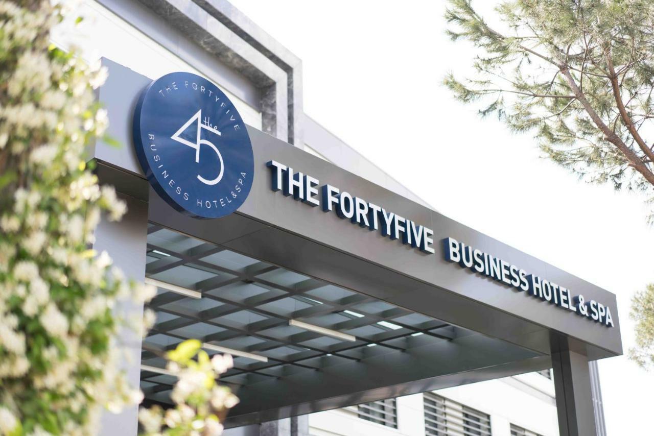 The Fortyfive Business Hotel & Spa 마니사 외부 사진